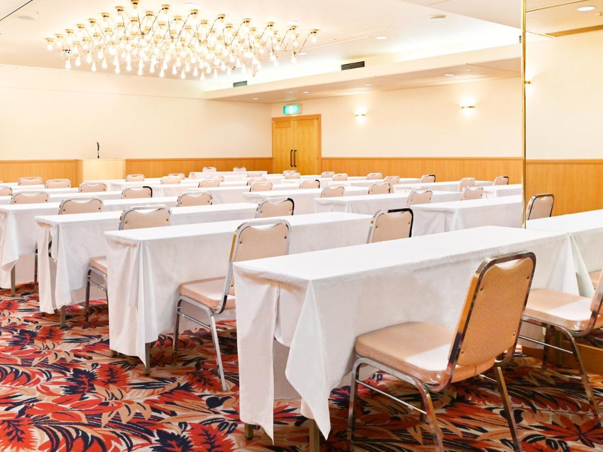 Hotel Abest سابورو المظهر الخارجي الصورة