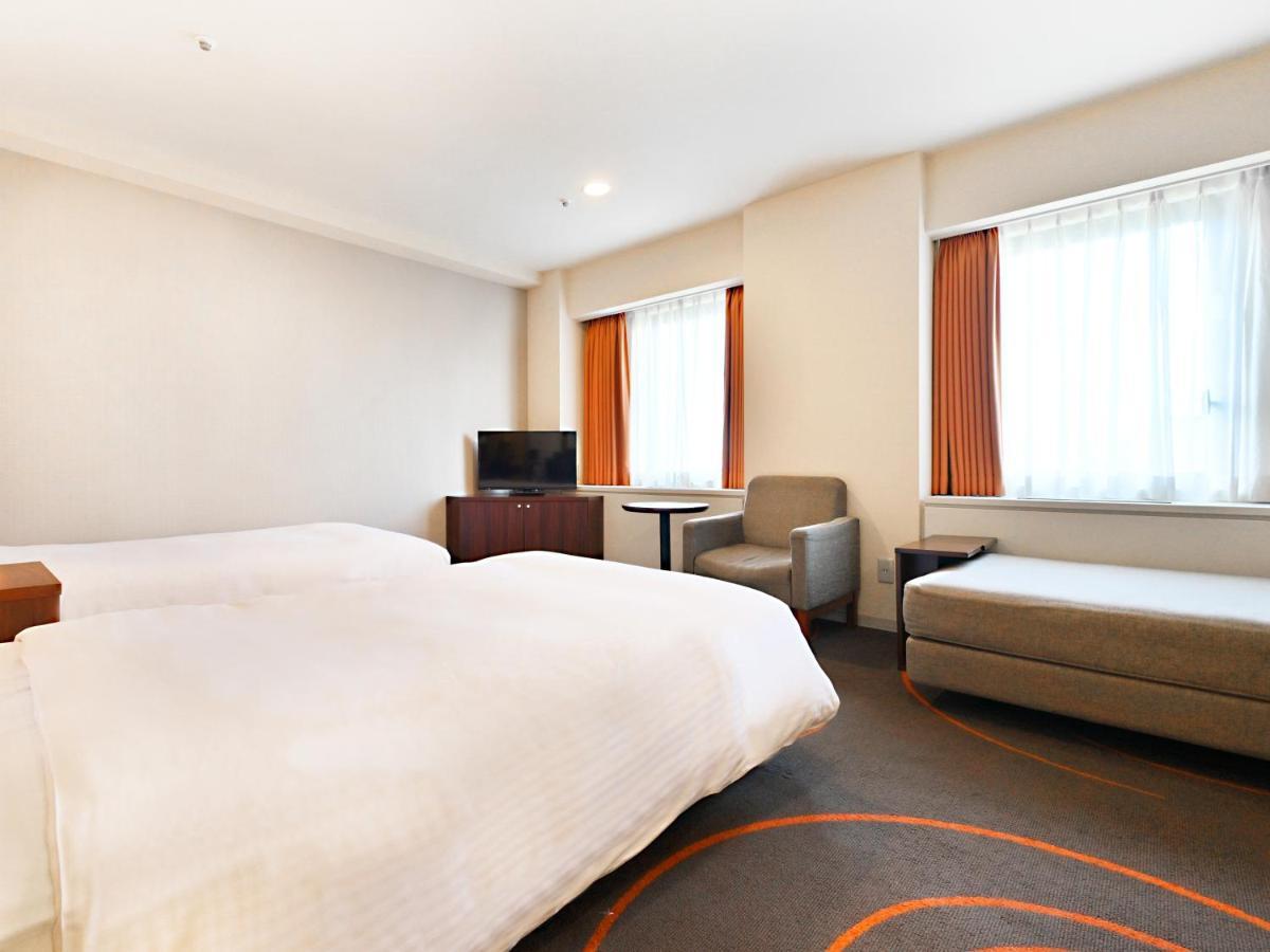 Hotel Abest سابورو المظهر الخارجي الصورة