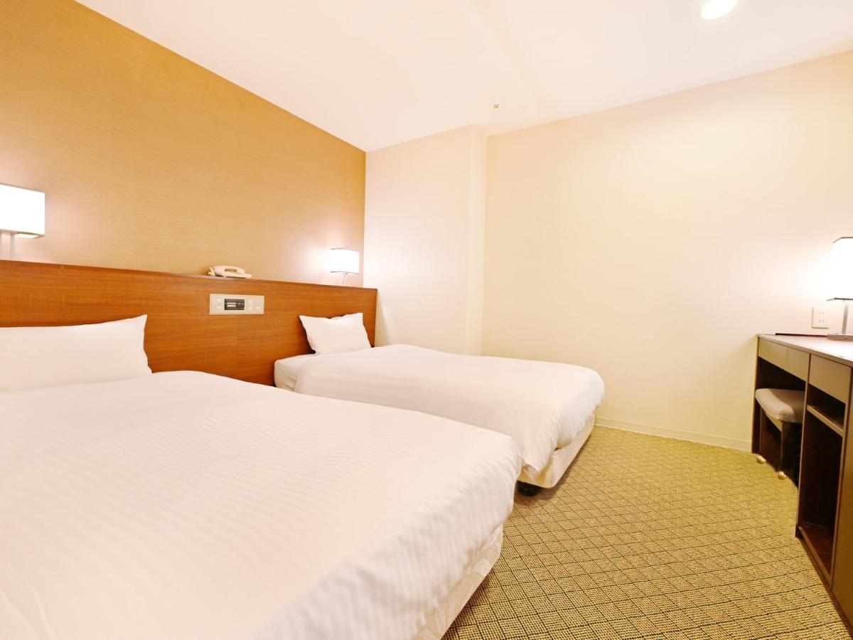 Hotel Abest سابورو المظهر الخارجي الصورة